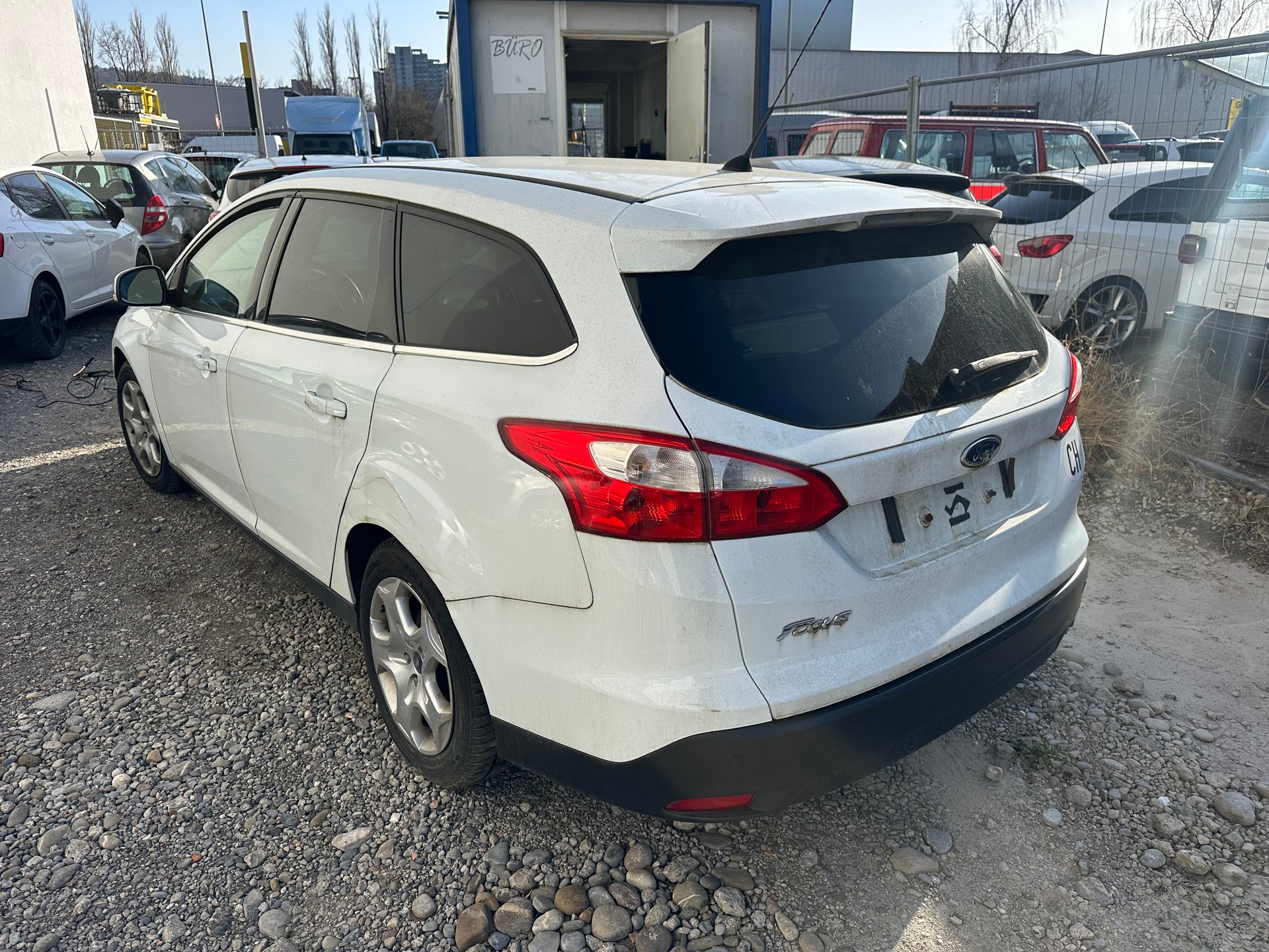 FORD Focus 2.0 TDCi Trend PowerShift-showroom-element-1
