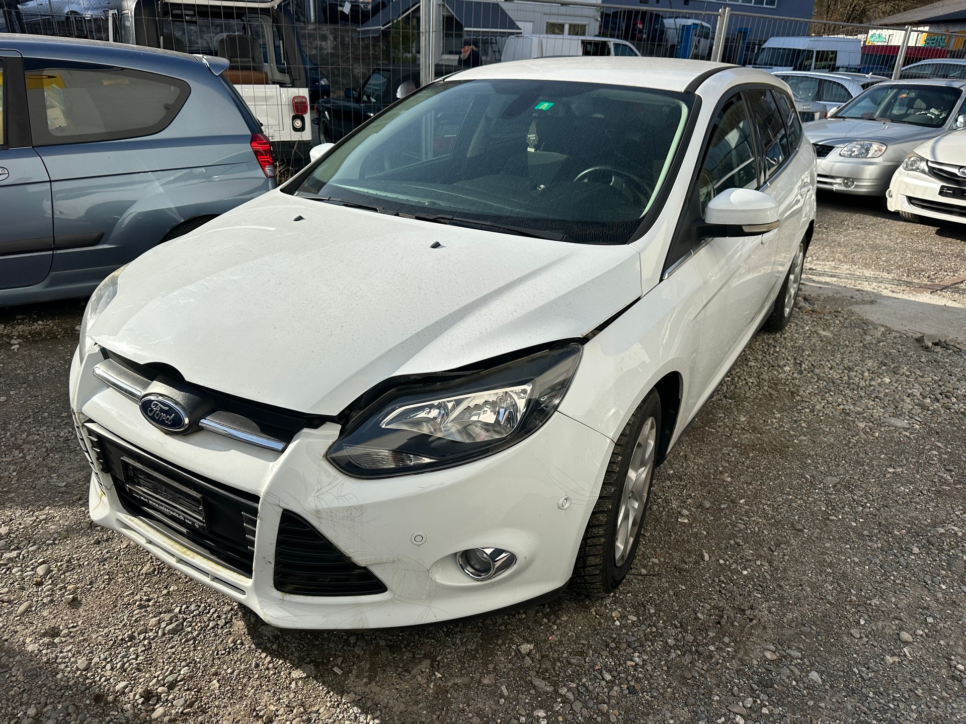 FORD Focus 2.0 TDCi Trend PowerShift-showroom-element-2