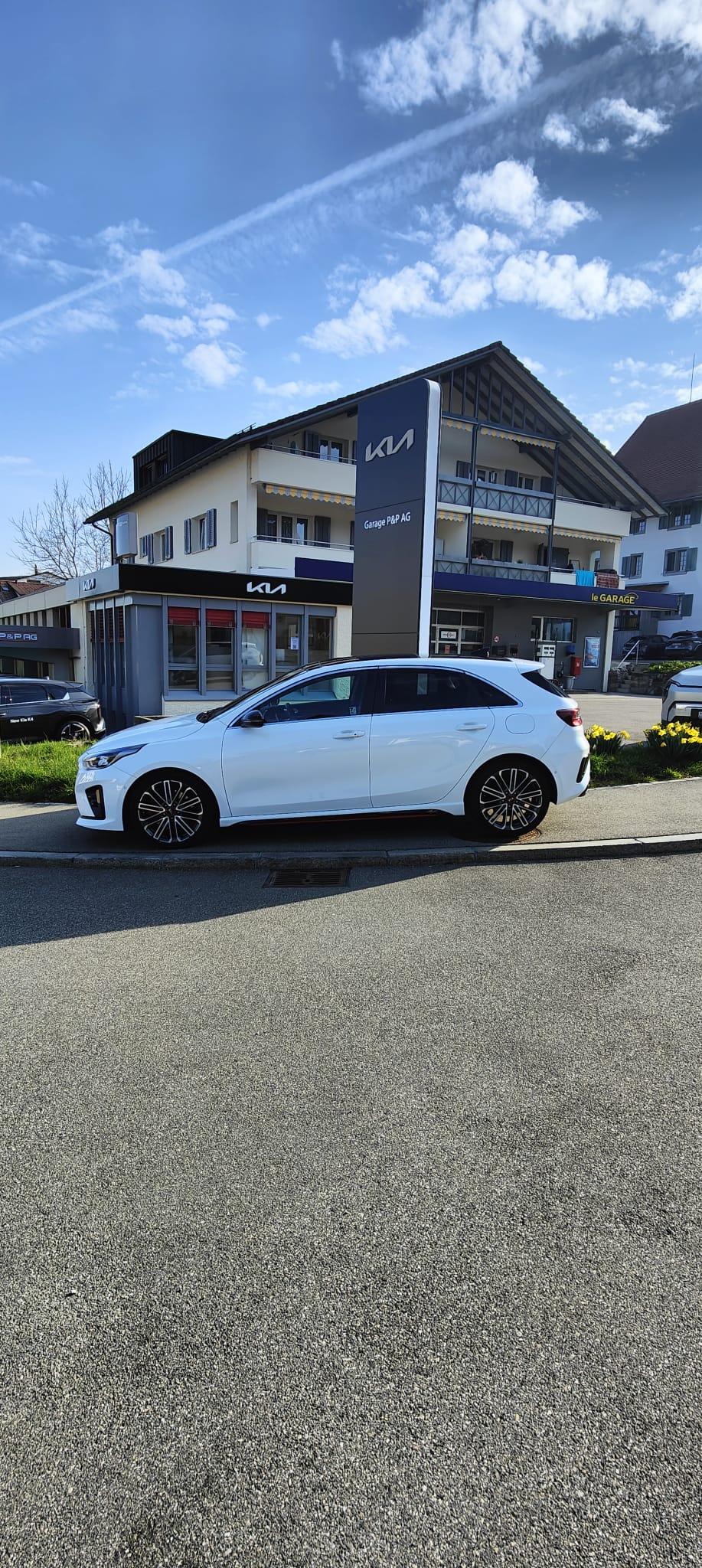 KIA Ceed 1.6 T-GDi GT-showroom-element-3