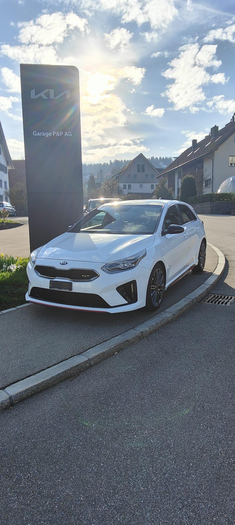 KIA Ceed 1.6 T-GDi GT-showroom-element-1