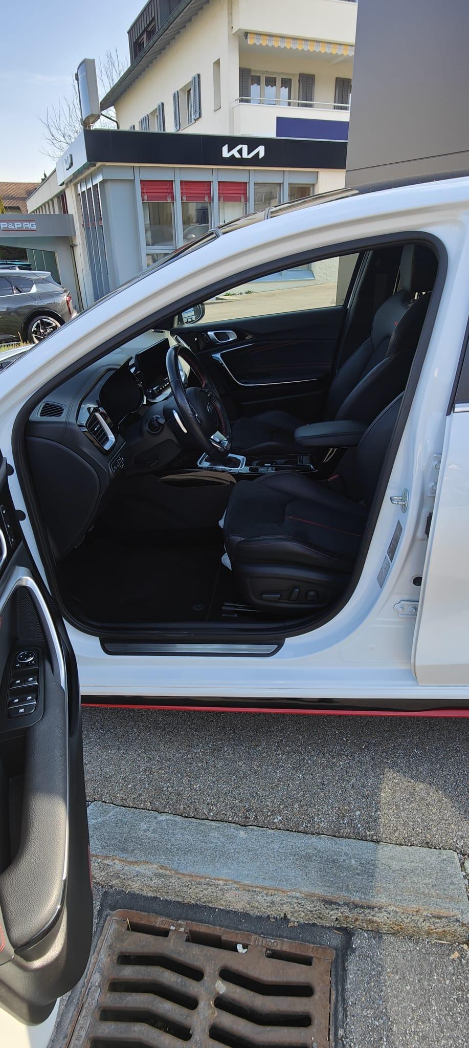 KIA Ceed 1.6 T-GDi GT-image-10