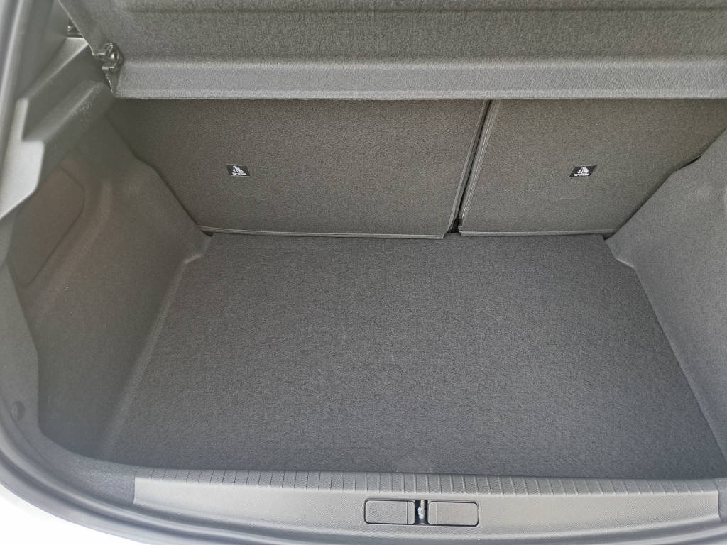 PEUGEOT 208 e-Allure 156c (8 ans de garantie)-image-10