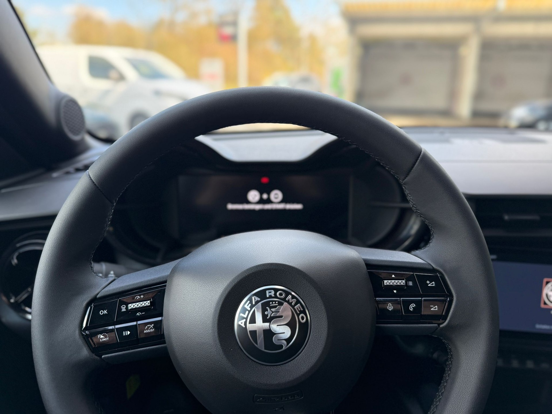 ALFA ROMEO Junior 1.2 48V Hybrid Q4 Sprint Pack Tech-image-6