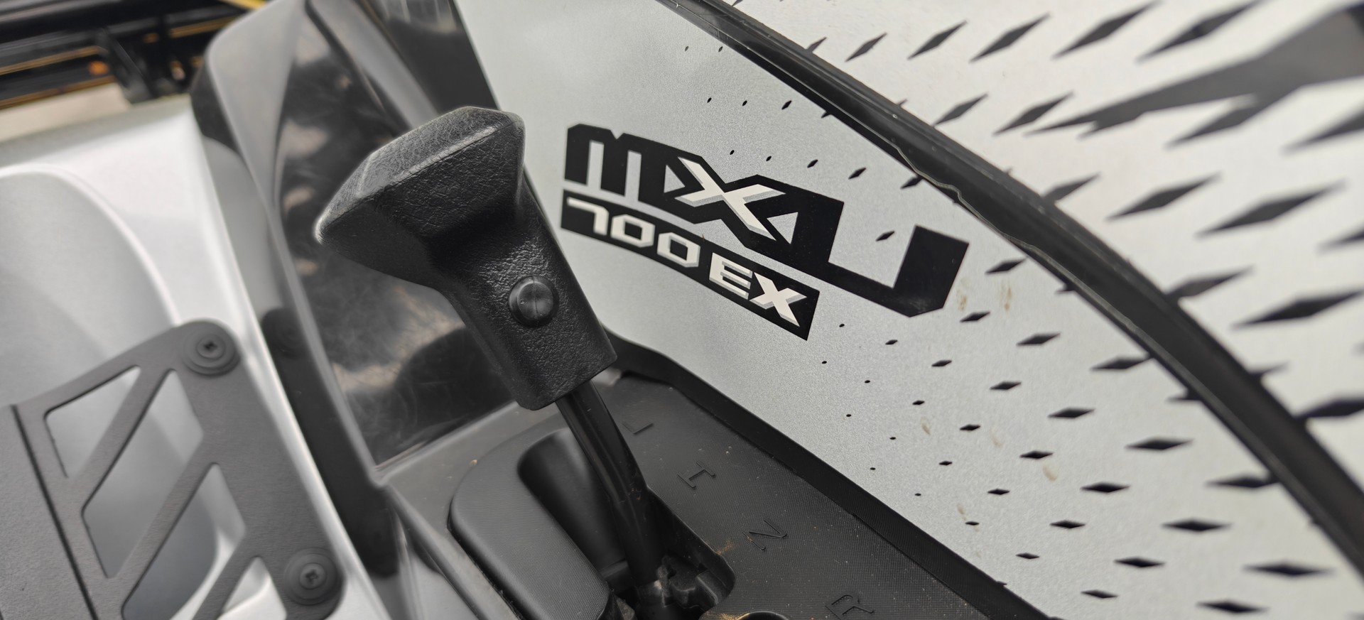 KYMCO MXU 700 i EX EPS-image-11