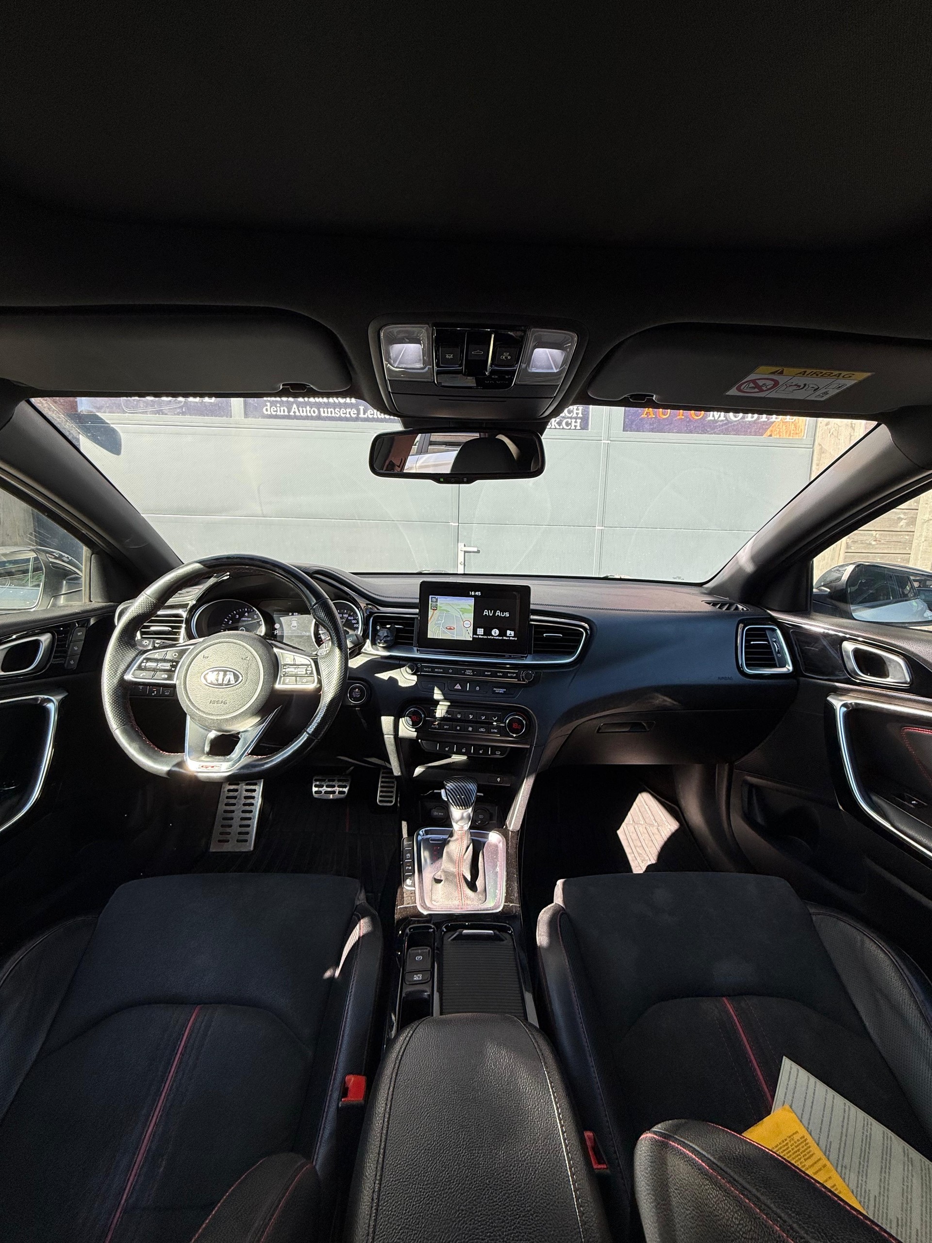 KIA ProCeed 1.6 T-GDi GT DCT-image-5