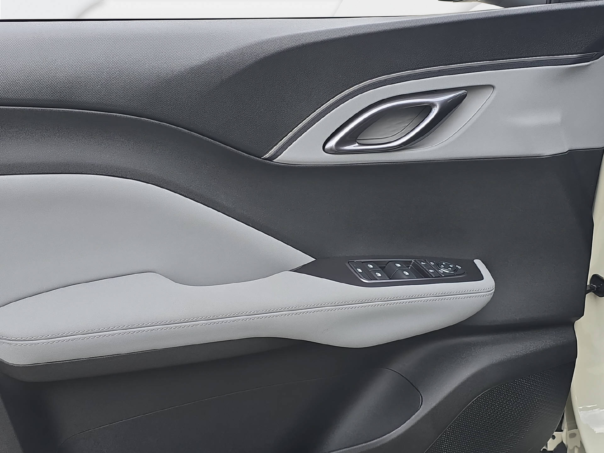 BYD Dolphin Surf Comfort-image-17