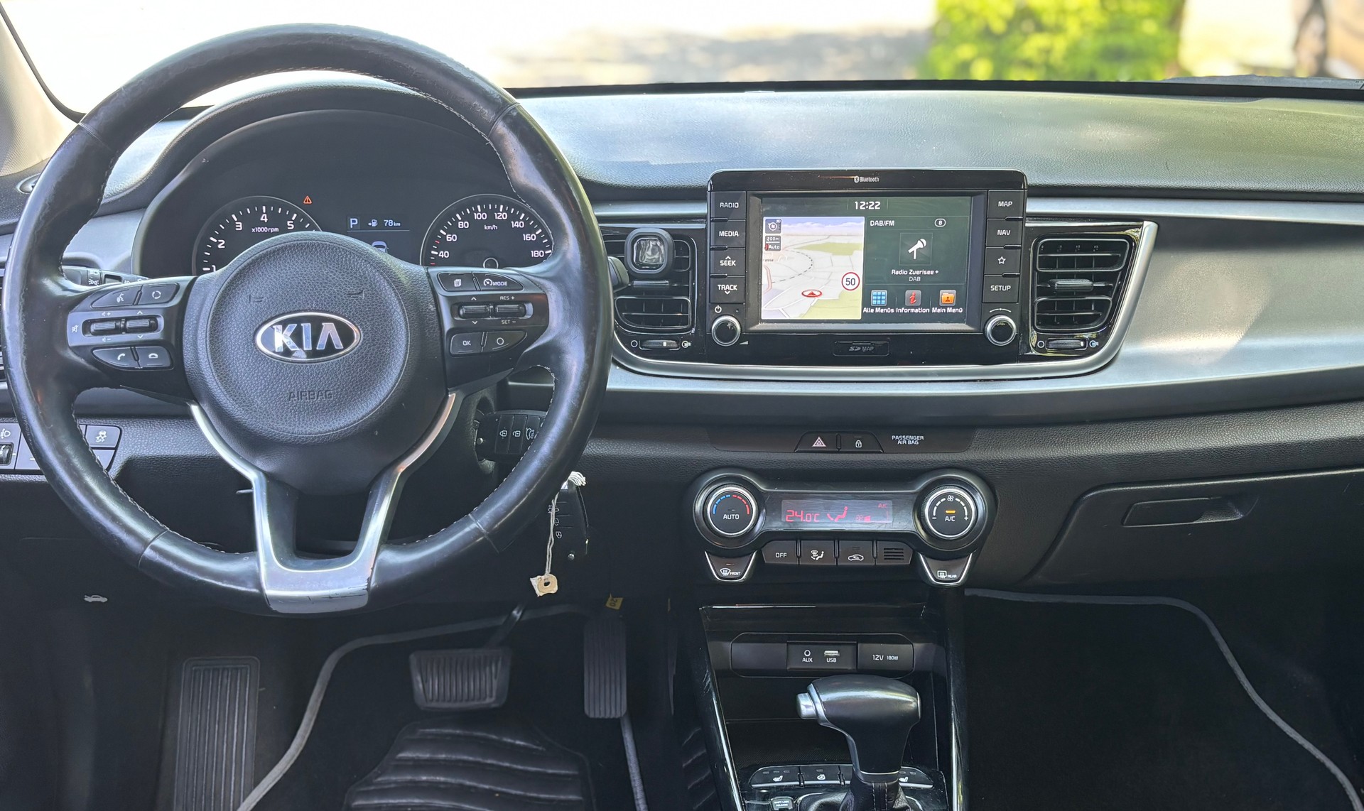 KIA Rio 1.4 CVVT Swiss City Line Automatic-image-5