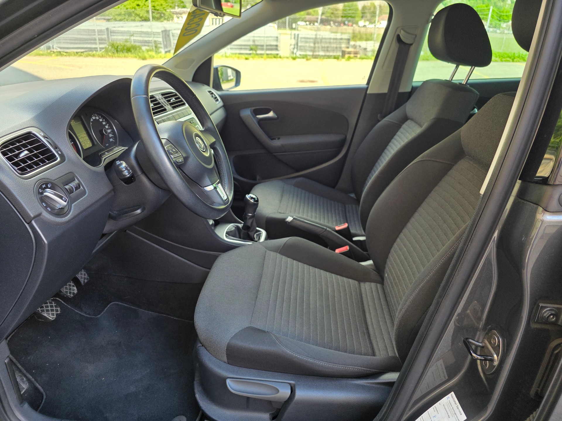 VW Polo 1.6 TDI Team-image-15