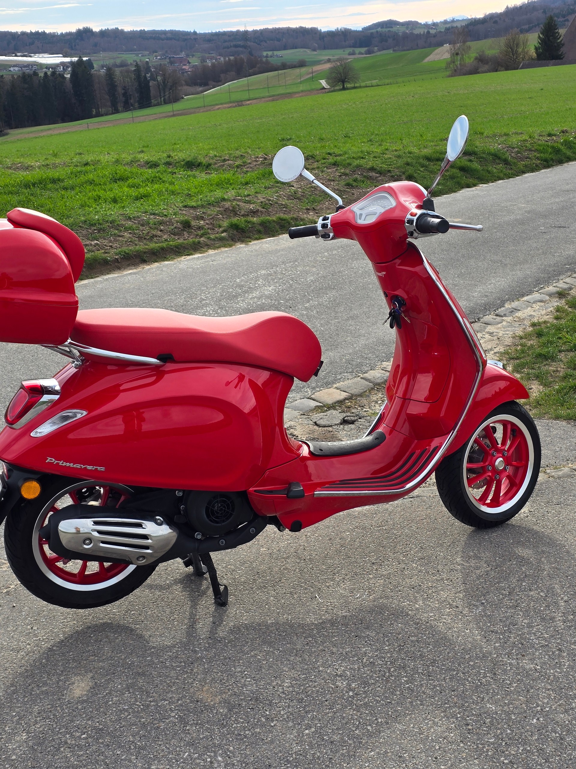 PIAGGIO Vespa 125 Primavera Red ABS-image-4