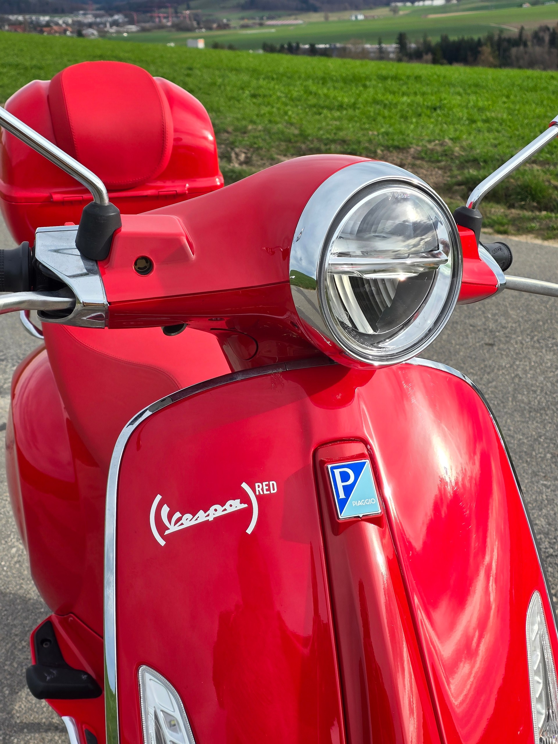 PIAGGIO Vespa 125 Primavera Red ABS-image-2