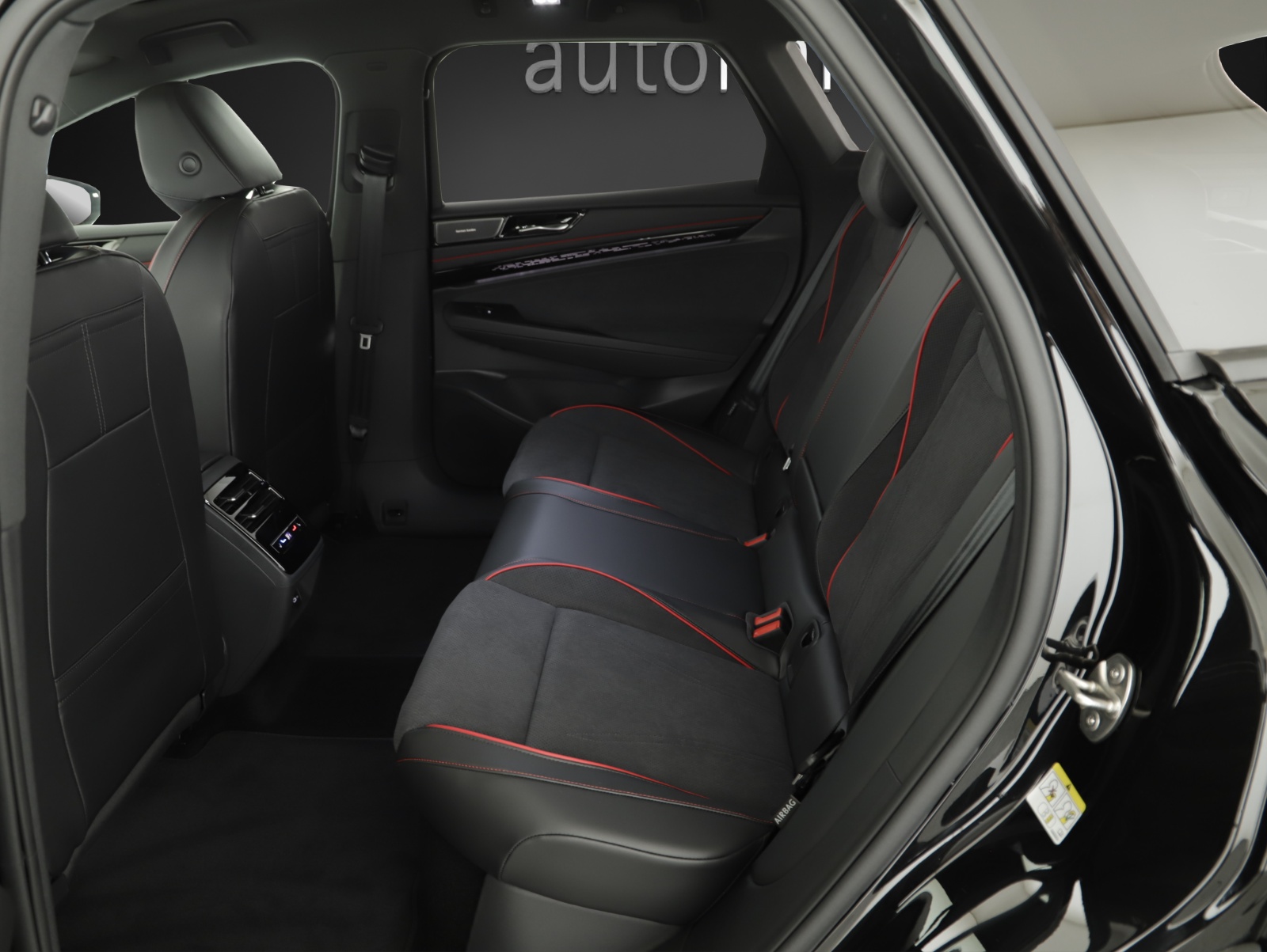 VW ID.7 Tourer GTX 86 kWh GTX 4 Motion-image-8