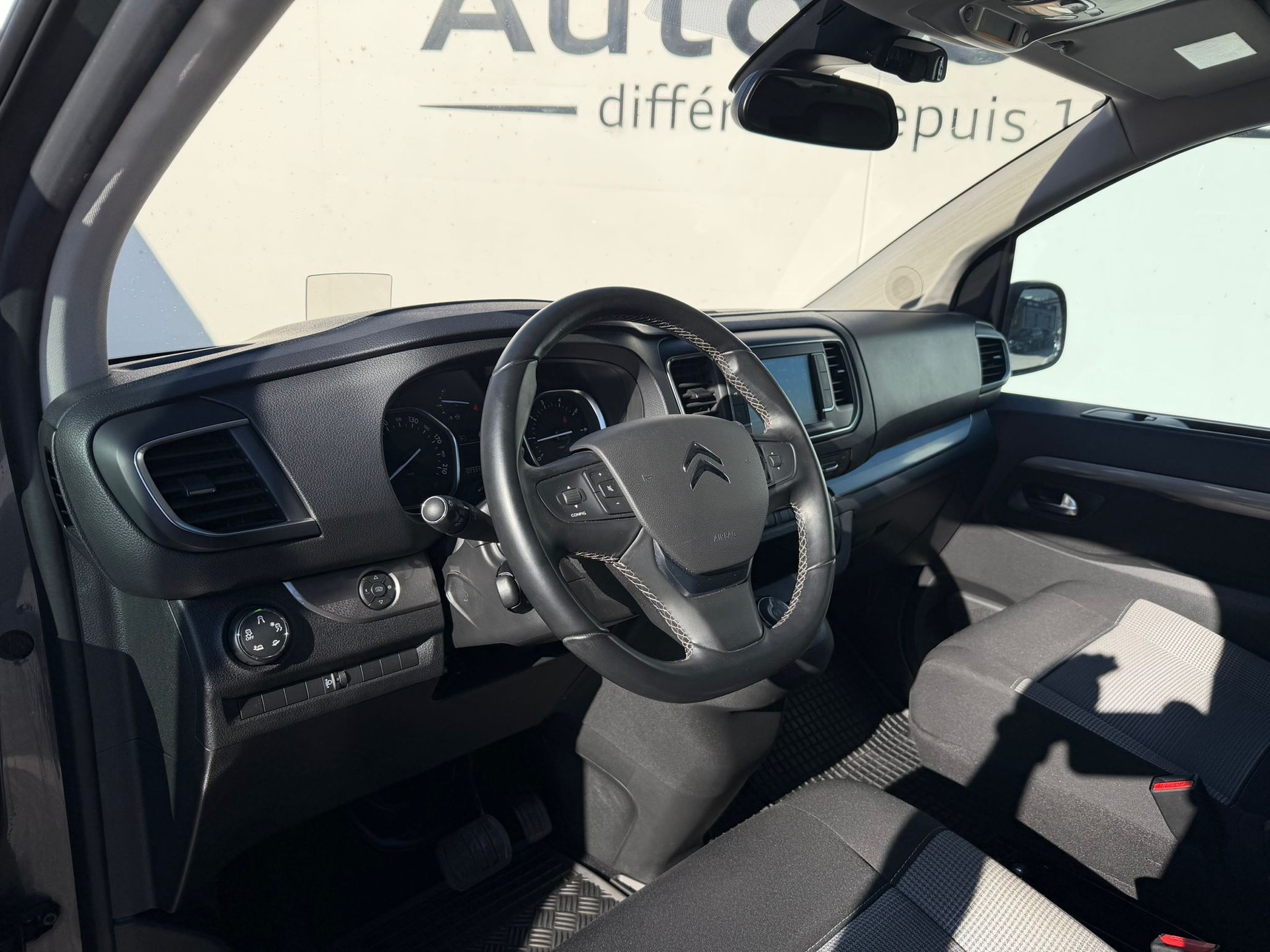 CITROEN Spacetourer Camper 2.0 BlueHDi Club M EAT8-image-12
