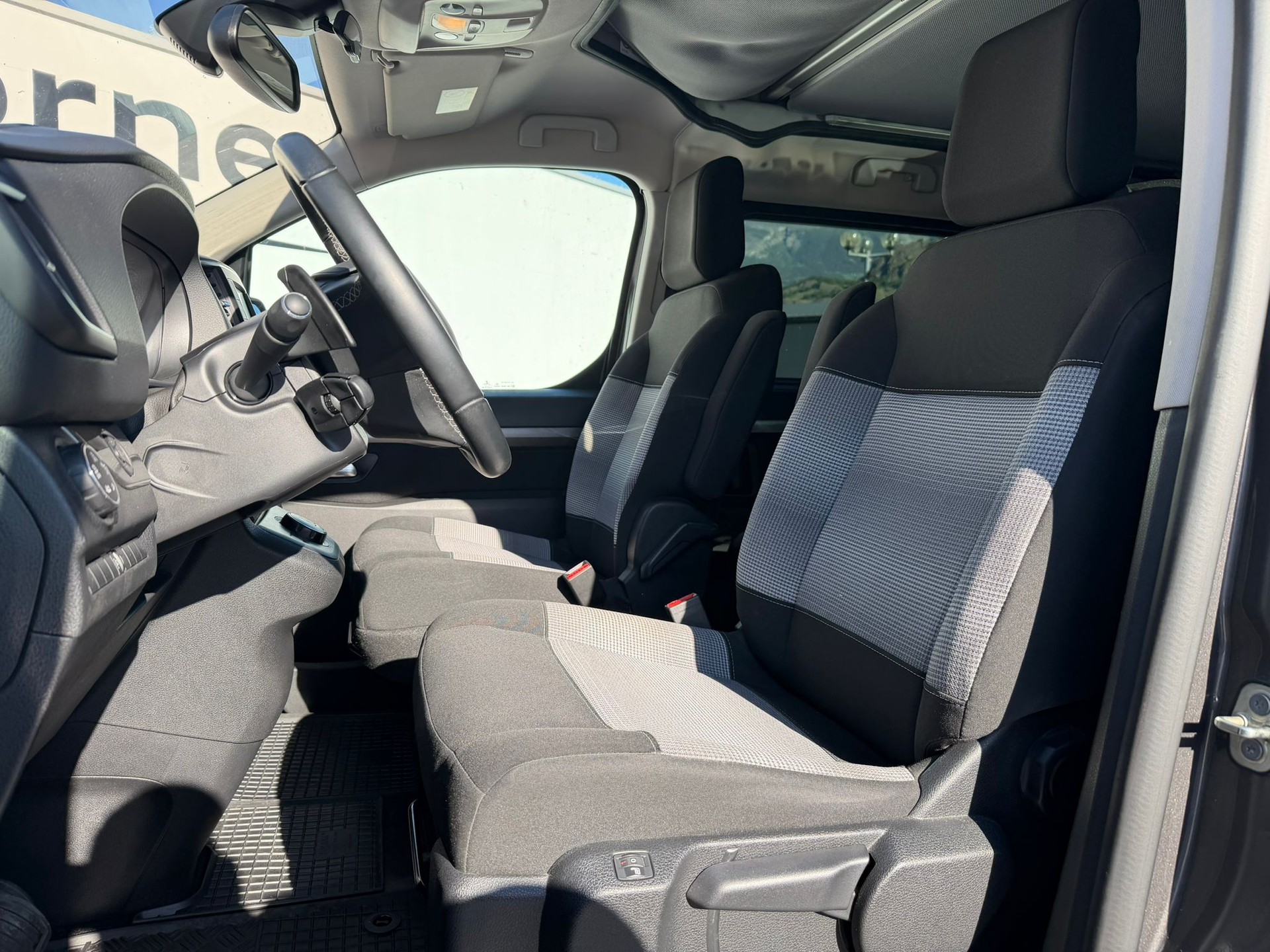 CITROEN Spacetourer Camper 2.0 BlueHDi Club M EAT8-image-11
