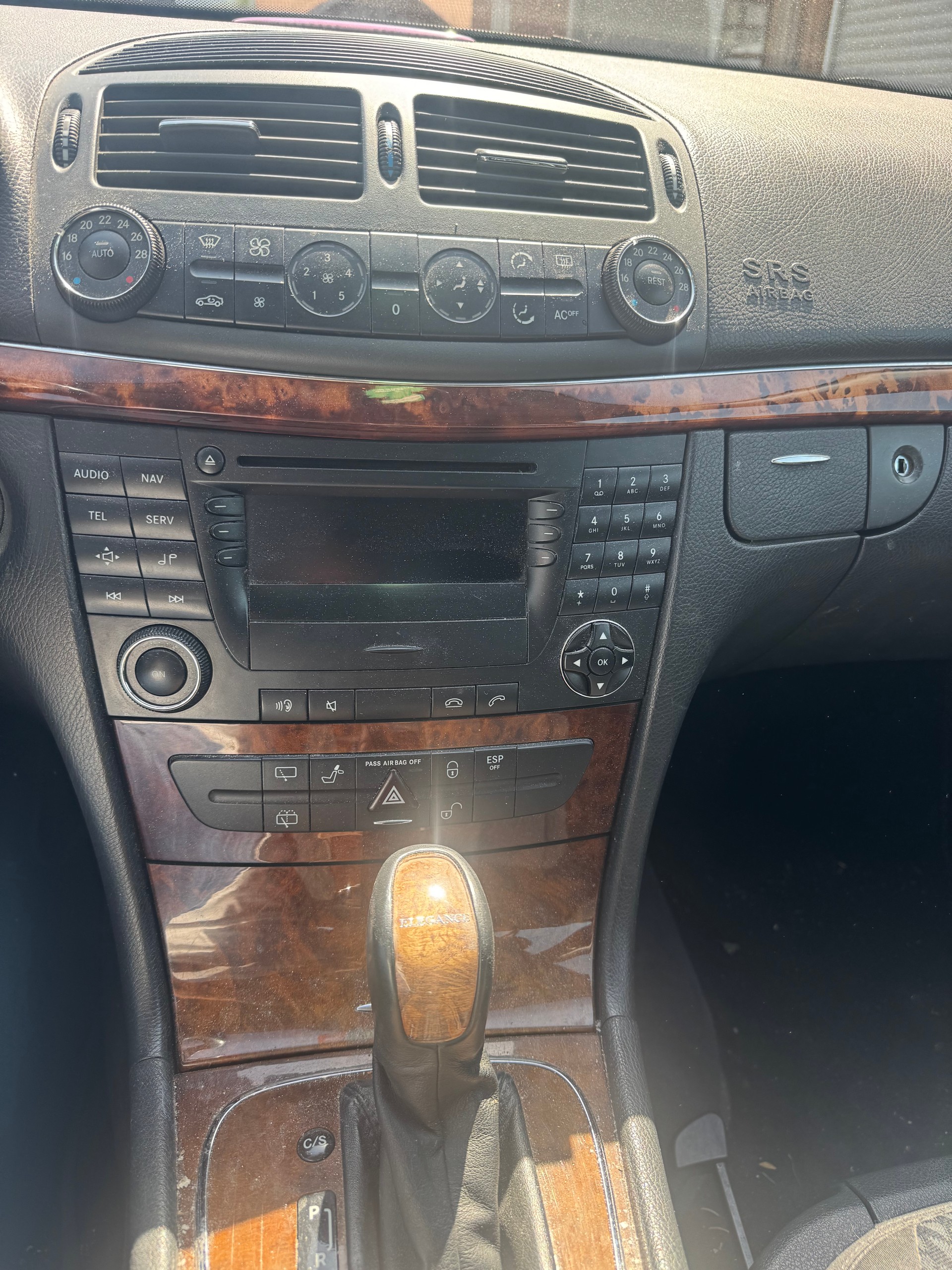 MERCEDES-BENZ E 320 Classic 4Matic Automatic-image-8