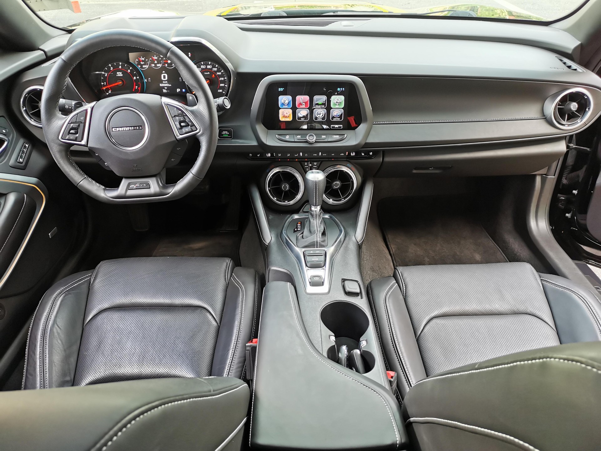 CHEVROLET Camaro 6.2 V8 50th Anniversary Ed.-image-11