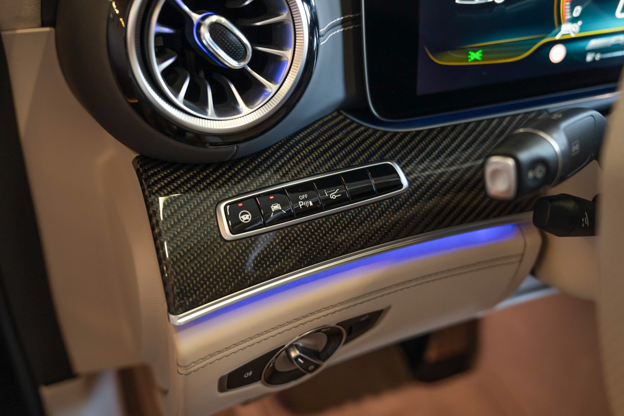MERCEDES-BENZ AMG GT 4 53 4Matic+ Speedshift TCT-image-32