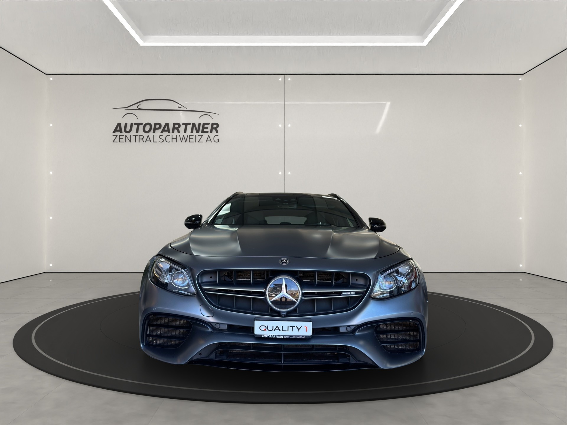 MERCEDES-BENZ E 63 AMG S 4 Matic 9G-Tronic-image-3