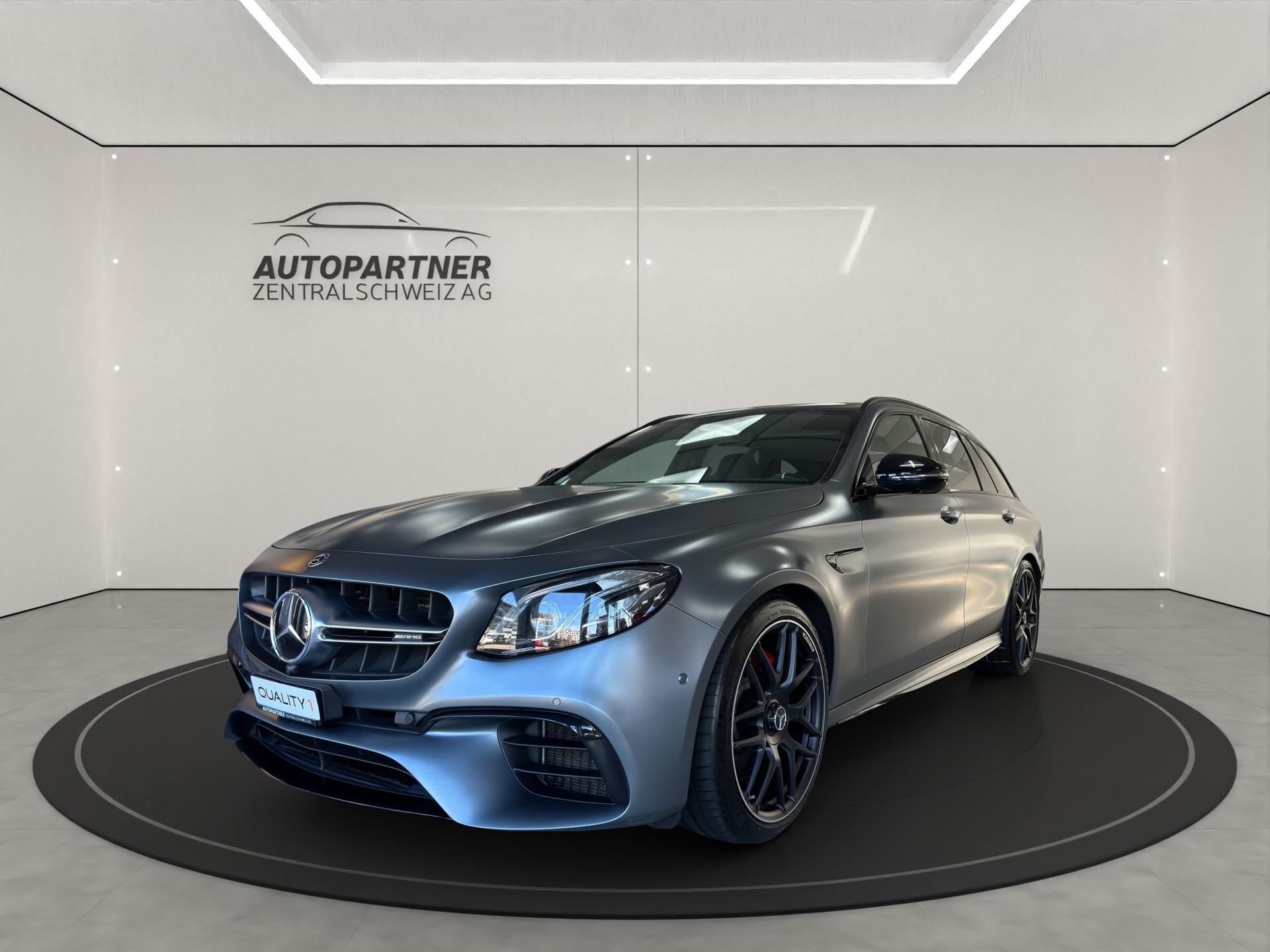 MERCEDES-BENZ E 63 AMG S 4 Matic 9G-Tronic-image-1