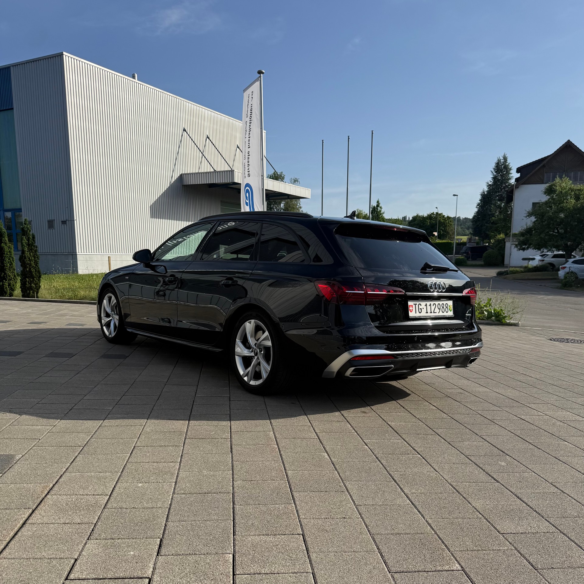 AUDI 2.0 45 TFSI S Line quattro S-Tronic-image-1