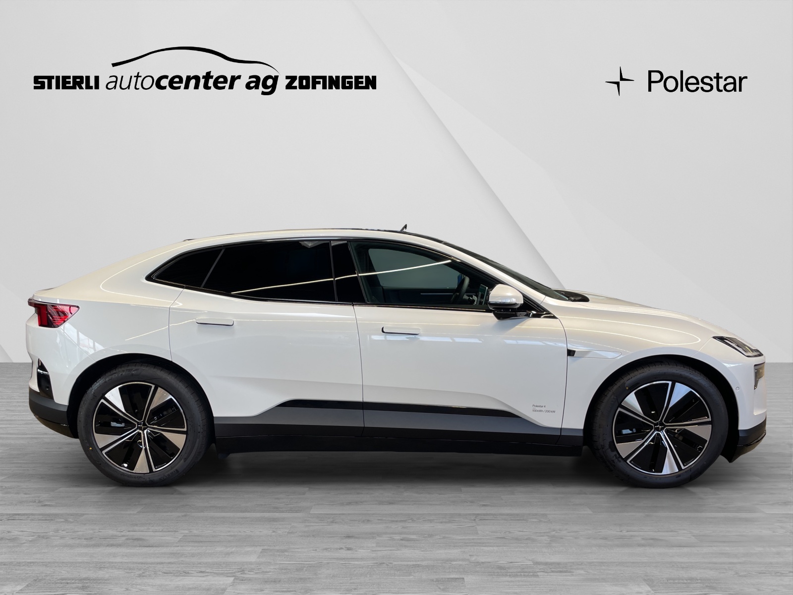 POLESTAR 4 Long Range Single Motor Prime-showroom-element-3