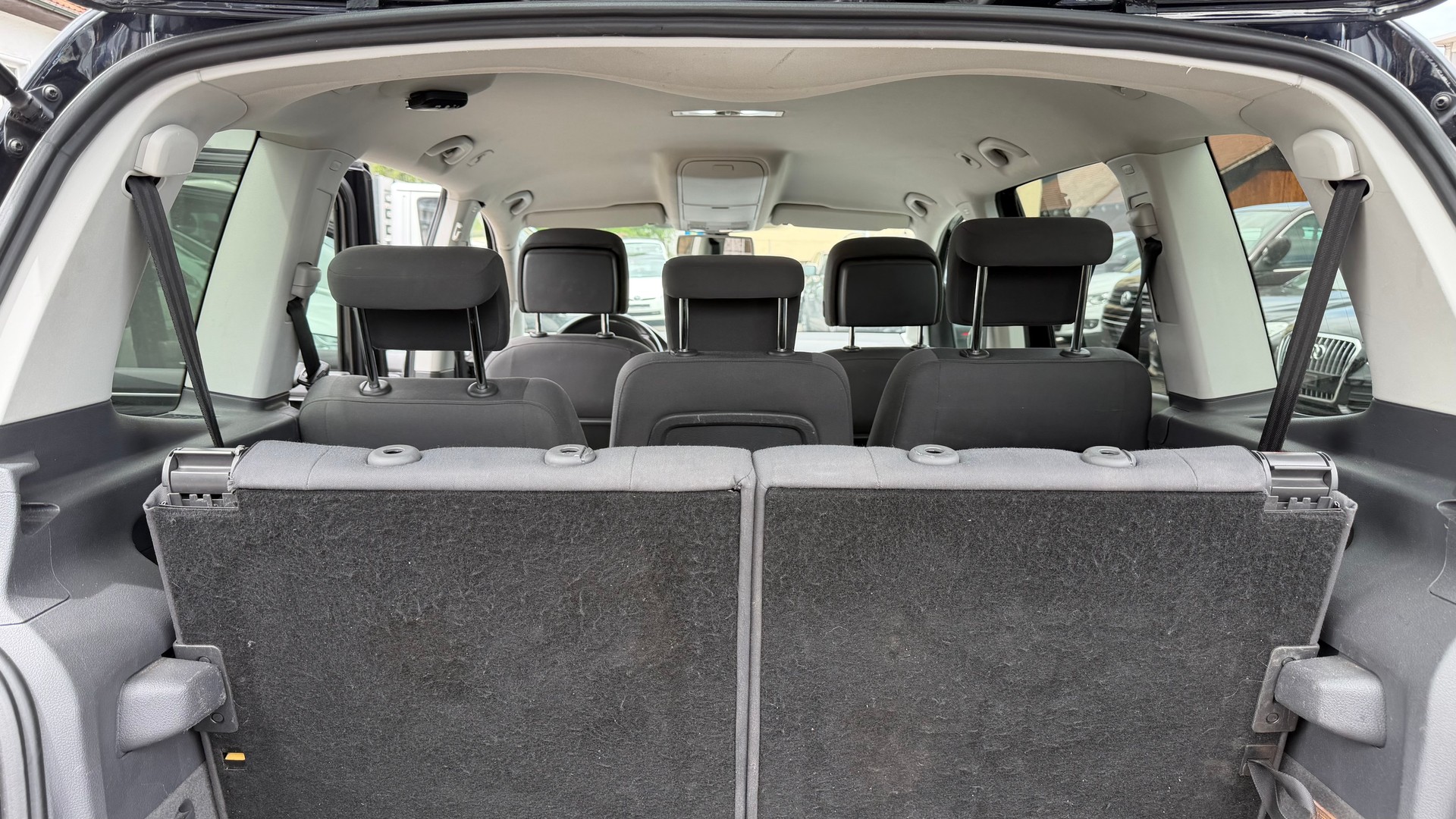 VW Touran 1.4 TSI Comfortline DSG-image-11