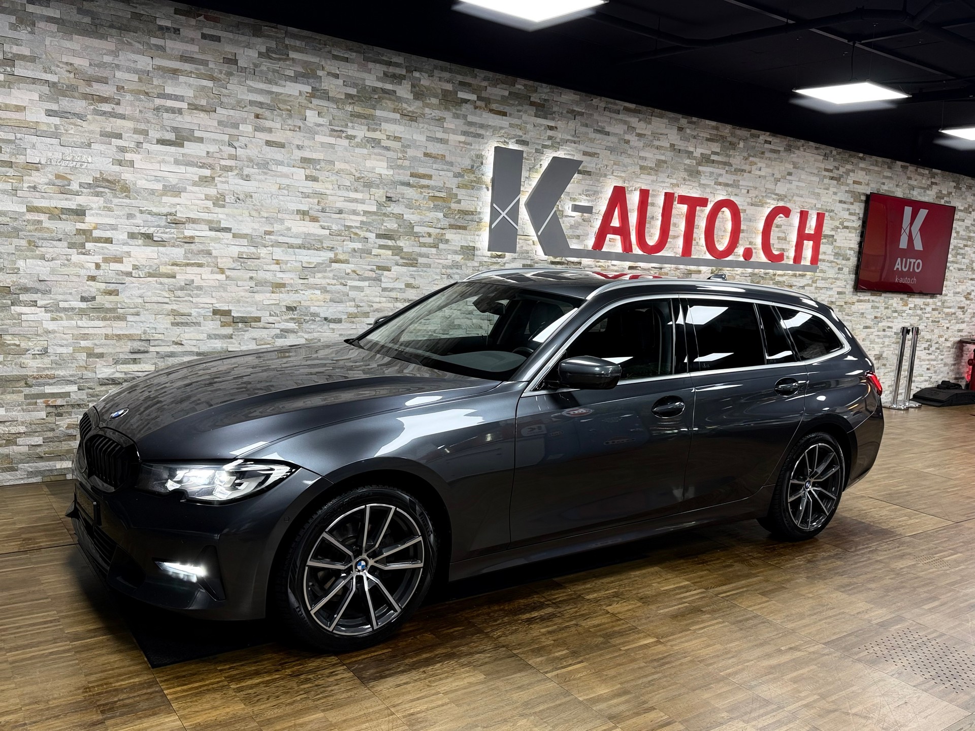 BMW 318d 48V Touring Sport Line Steptronic