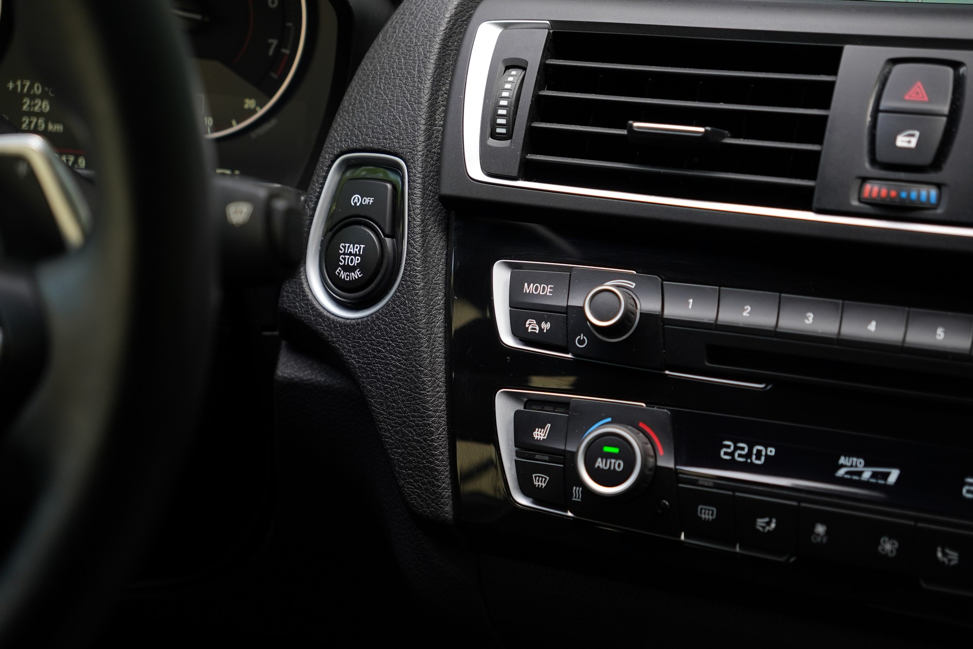BMW M240i xDrive Steptronic-image-29
