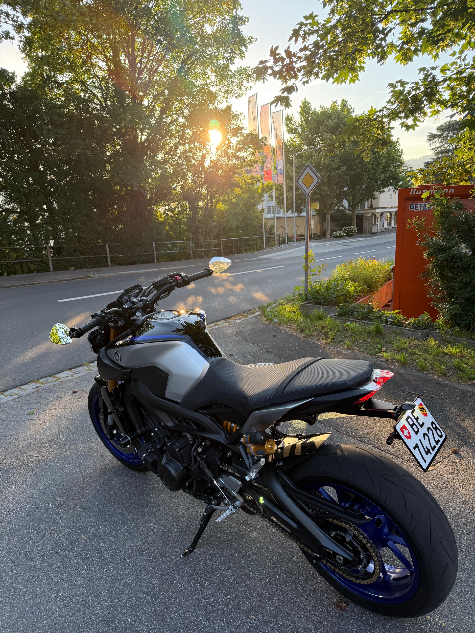 YAMAHA MT-09 SP ABS-image-1