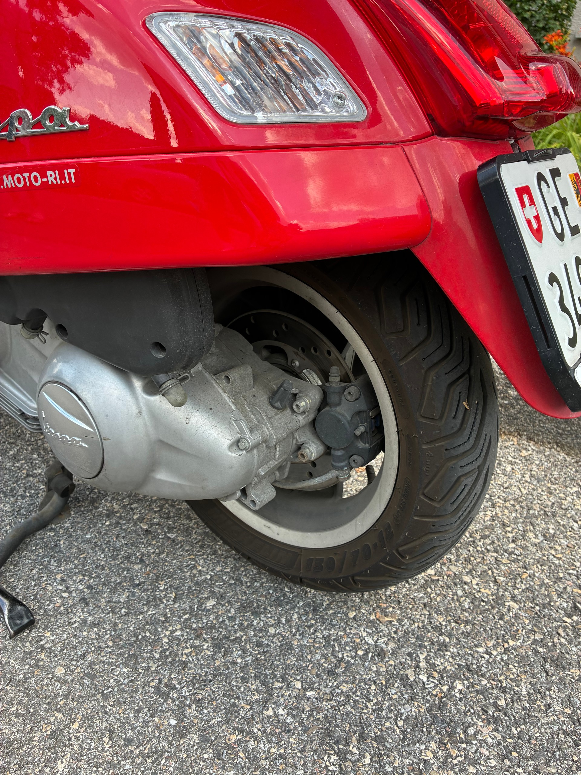 PIAGGIO Vespa GTS Super 300 i.e-image-5