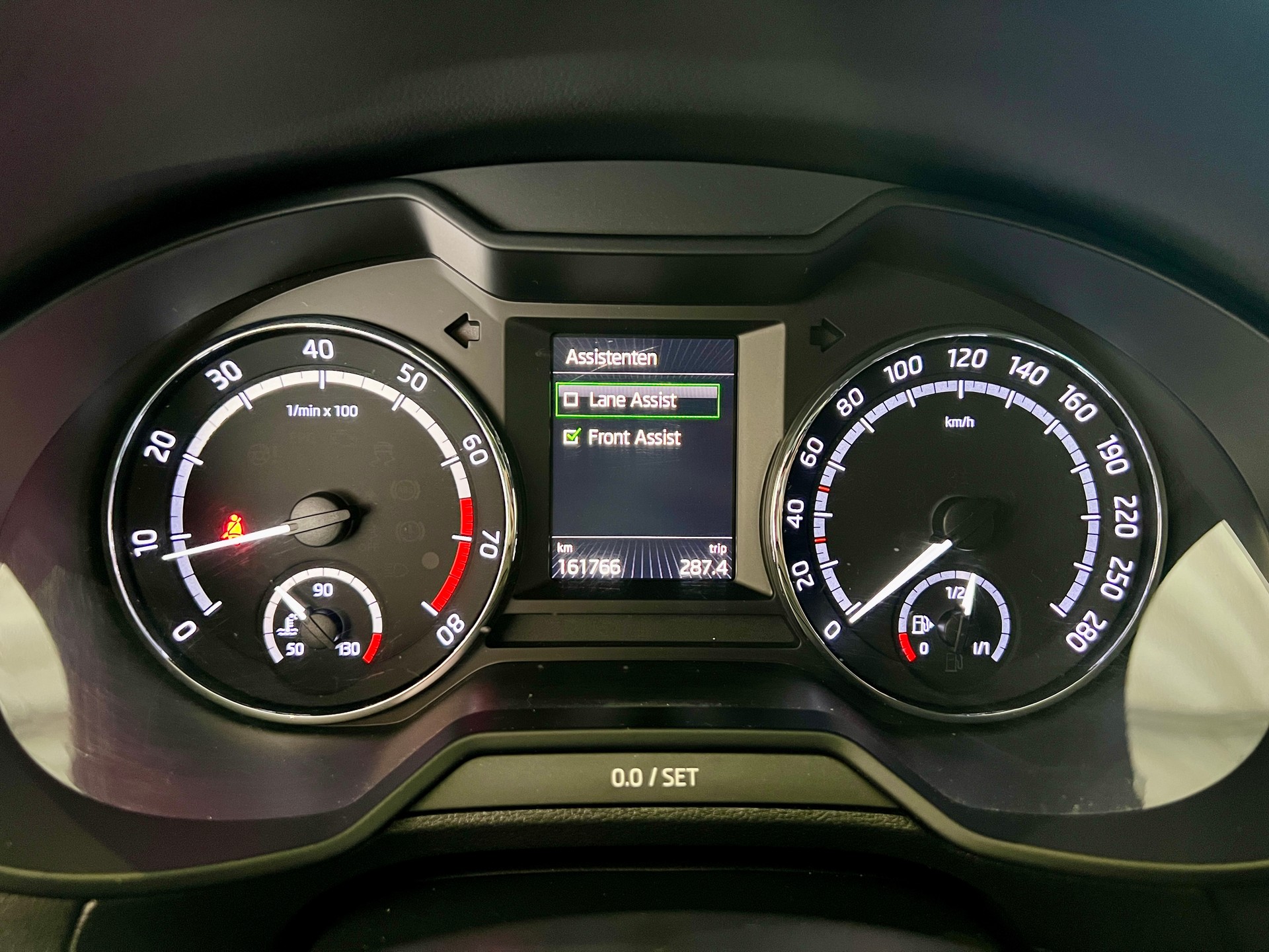 SKODA Octavia Combi 2.0 TSI RS DSG-image-24