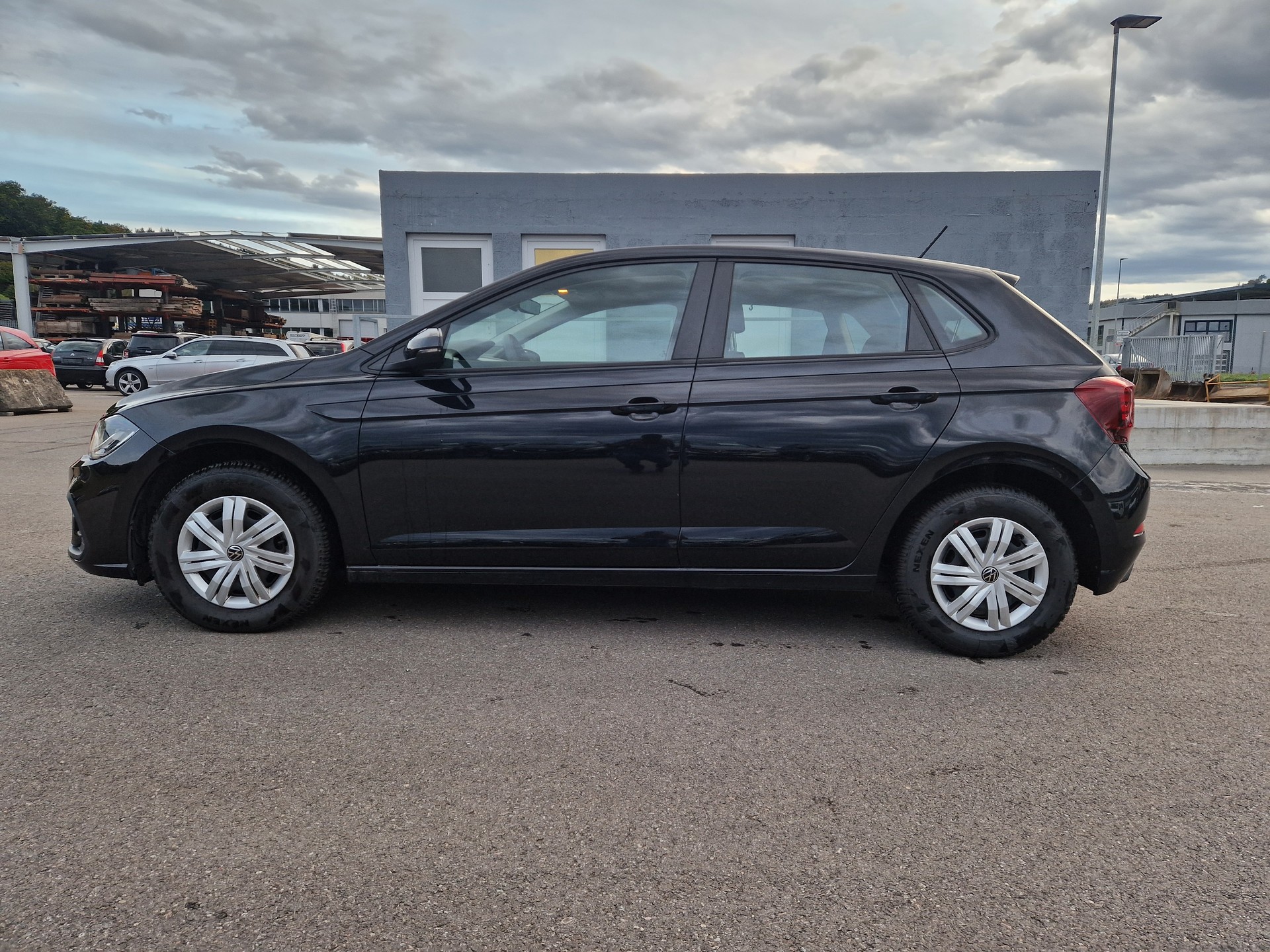 VW Polo 1.0 TSI Basis-image-10