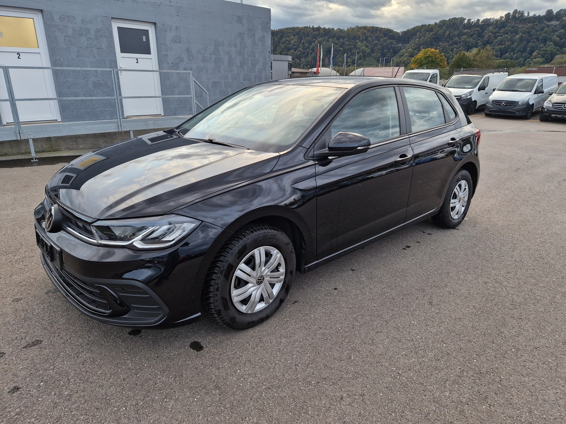 VW Polo 1.0 TSI Basis-image-13