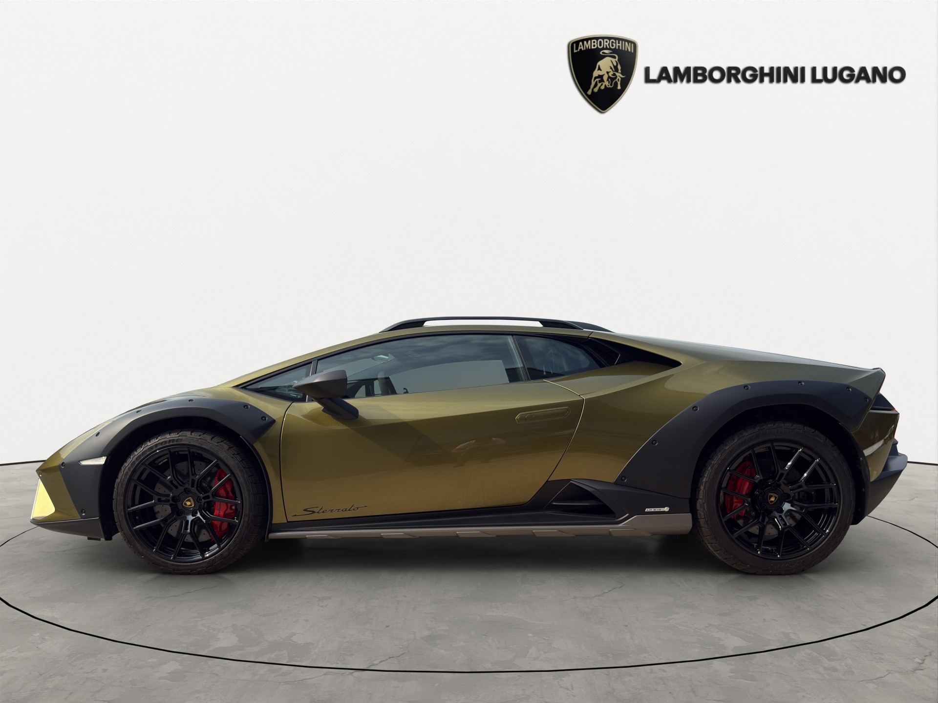 LAMBORGHINI Huracan Sterrato MY24 Selezione Certified Pre-Owned Certifications: 150-point check list Lamborghini Lugano-showroom-element-3