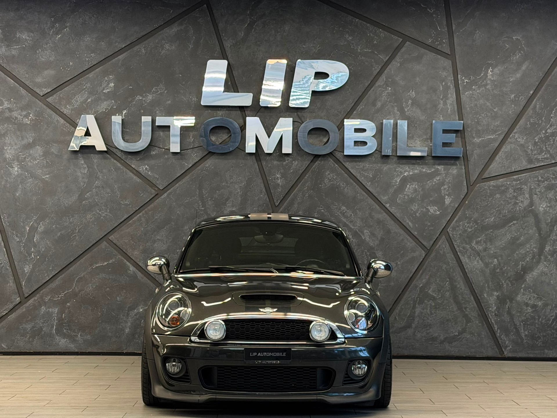 MINI Cooper S Coupé John Woorks Cooper-showroom-element-1