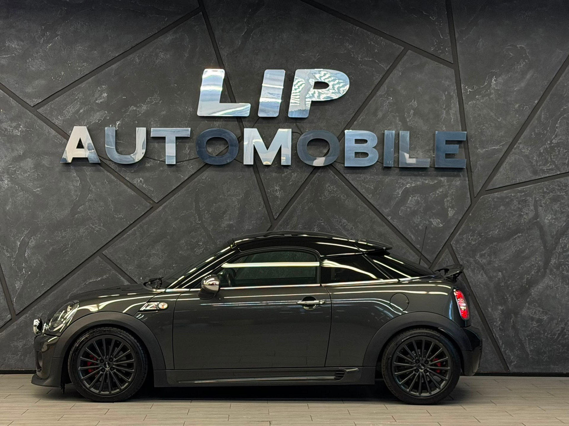 MINI Cooper S Coupé John Woorks Cooper-showroom-element-3