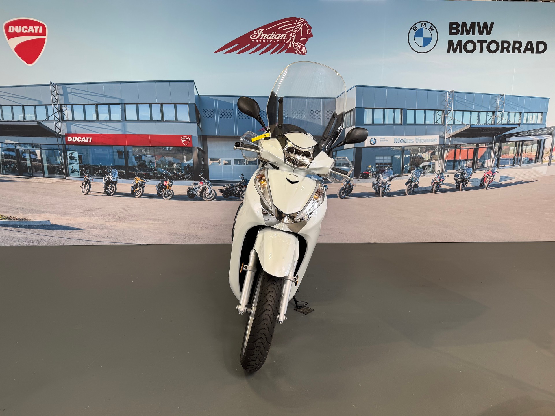 HONDA SH 300 i ABS-image-1