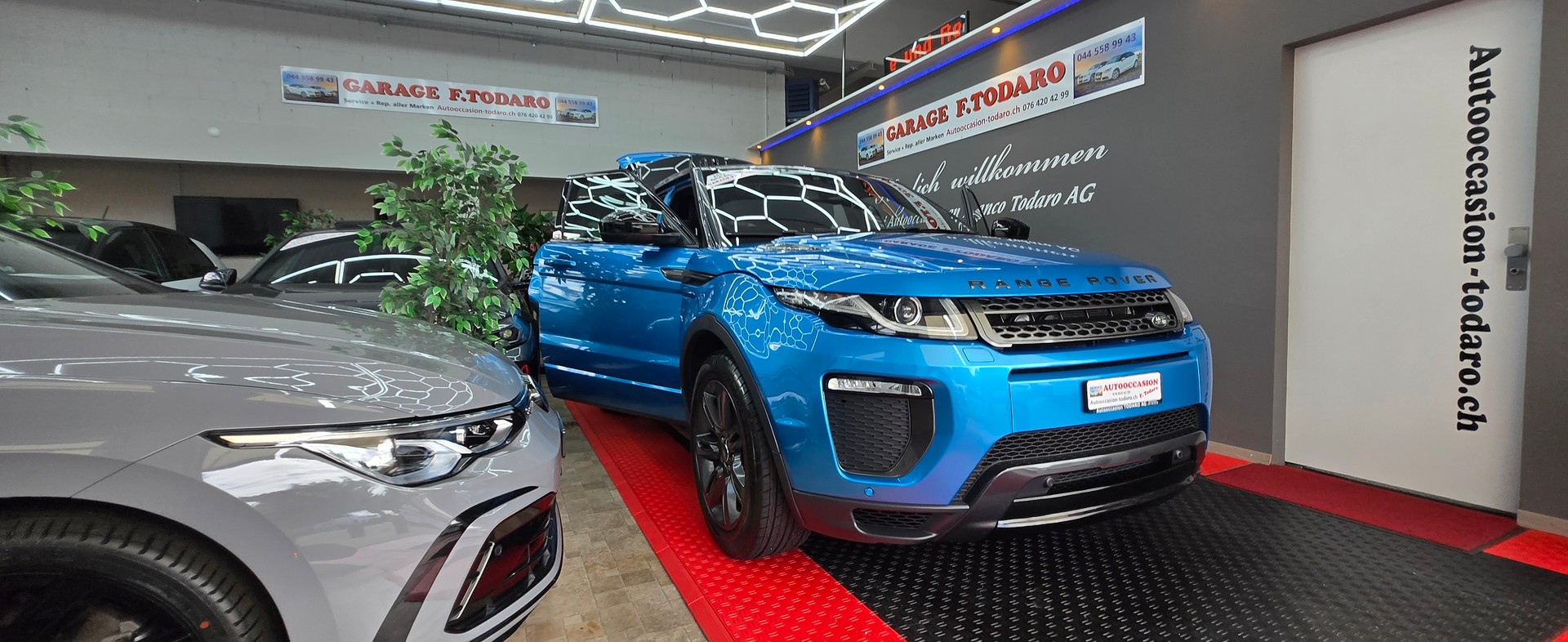 LAND ROVER Range Rover Evoque 2.0 TD4 HSE Dynamic-image-22