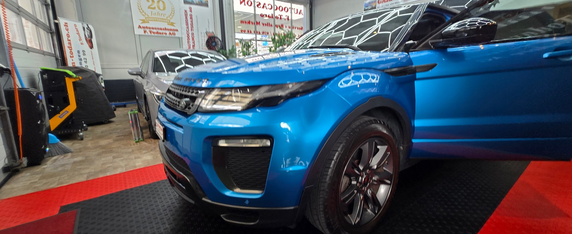 LAND ROVER Range Rover Evoque 2.0 TD4 HSE Dynamic-image-20