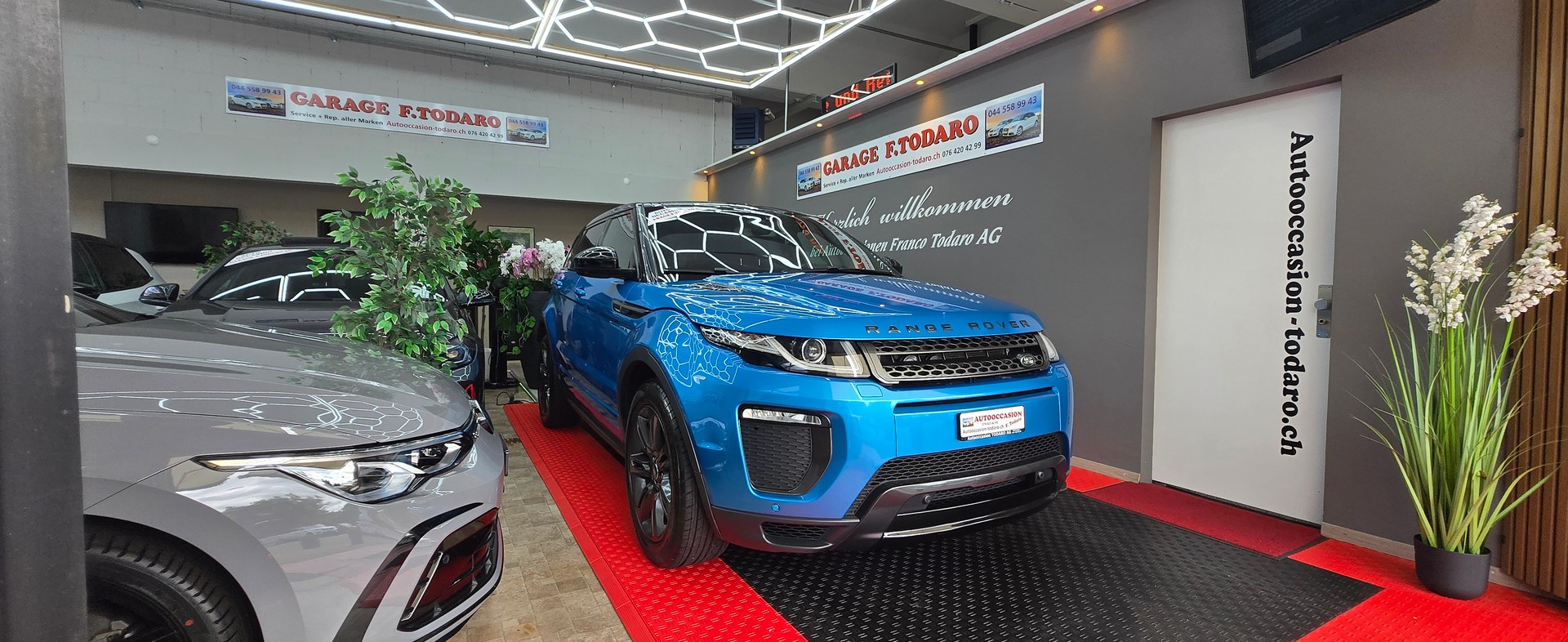 LAND ROVER Range Rover Evoque 2.0 TD4 HSE Dynamic-showroom-element-2