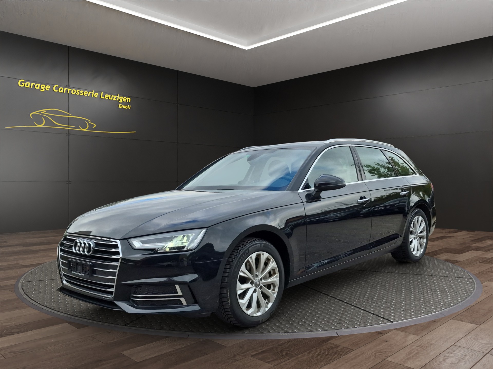 AUDI A4 Avant 40 TDI Sport Attraction quattro S-tronic-image-1