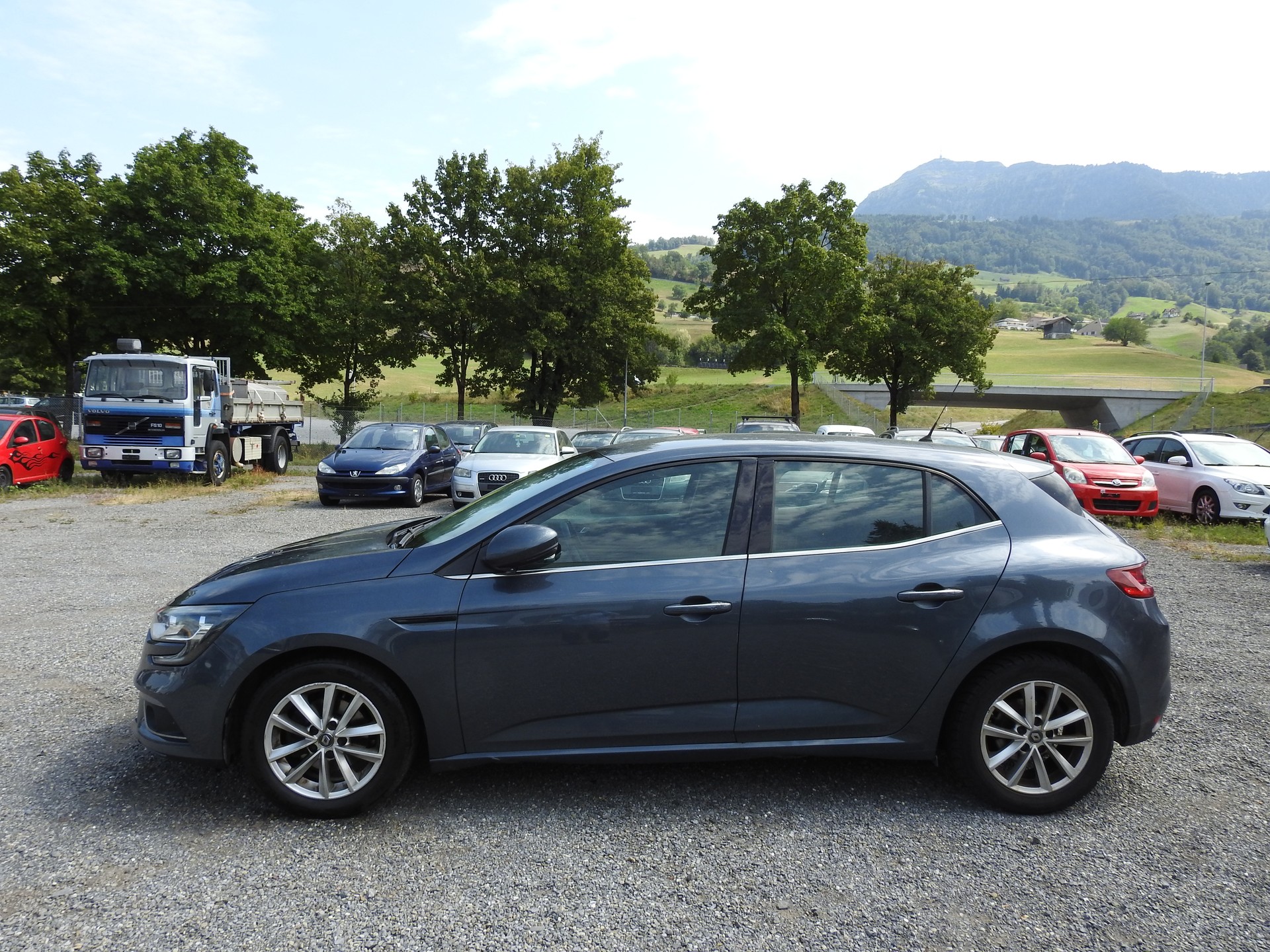 RENAULT Mégane 1.2 16V Turbo Zen-showroom-element-3