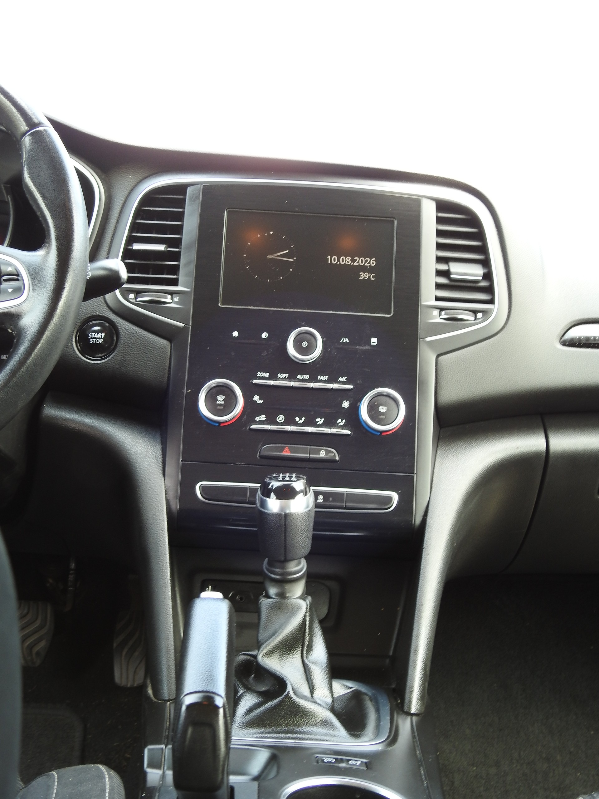 RENAULT Mégane 1.2 16V Turbo Zen-image-17