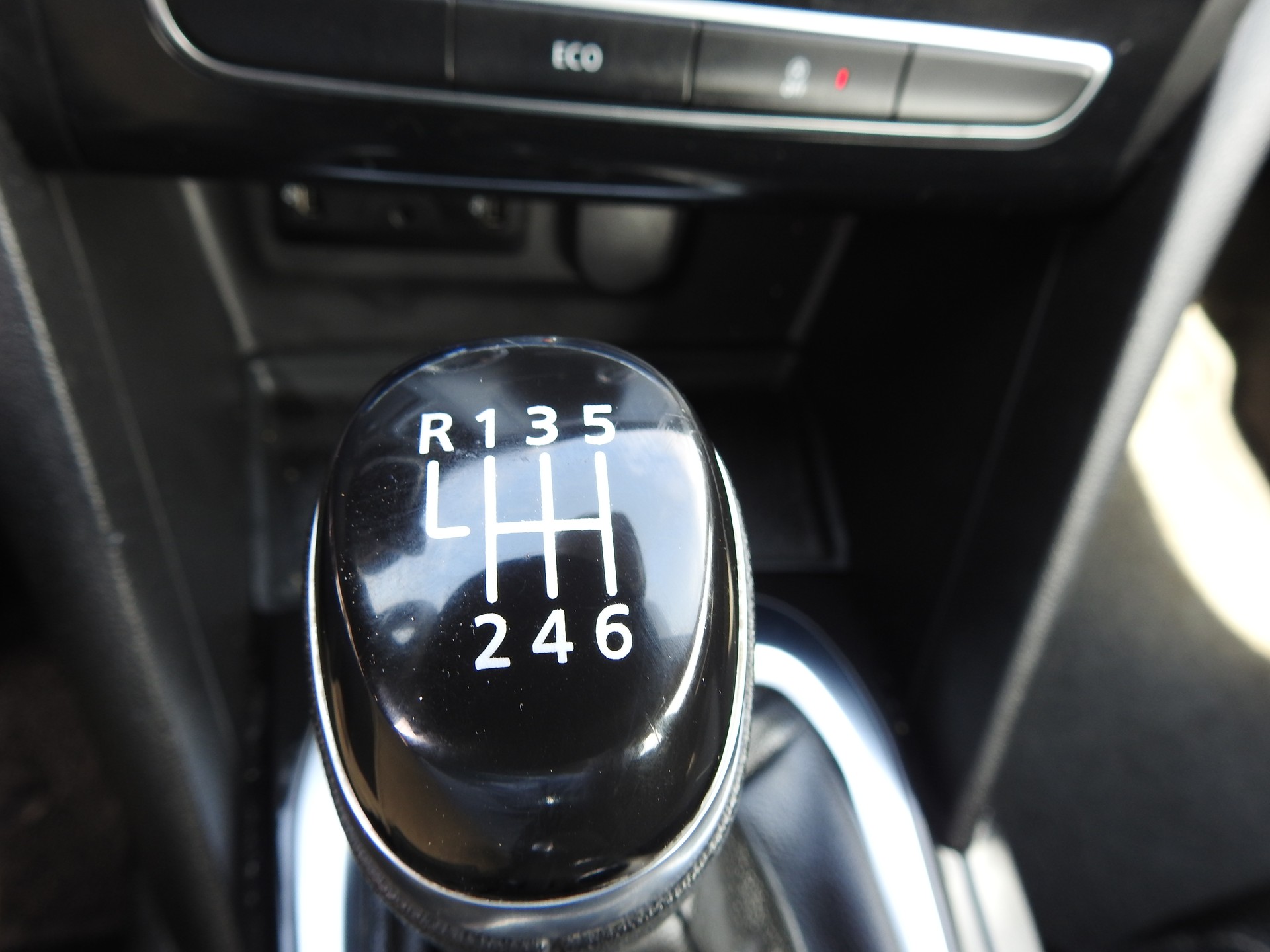 RENAULT Mégane 1.2 16V Turbo Zen-image-20