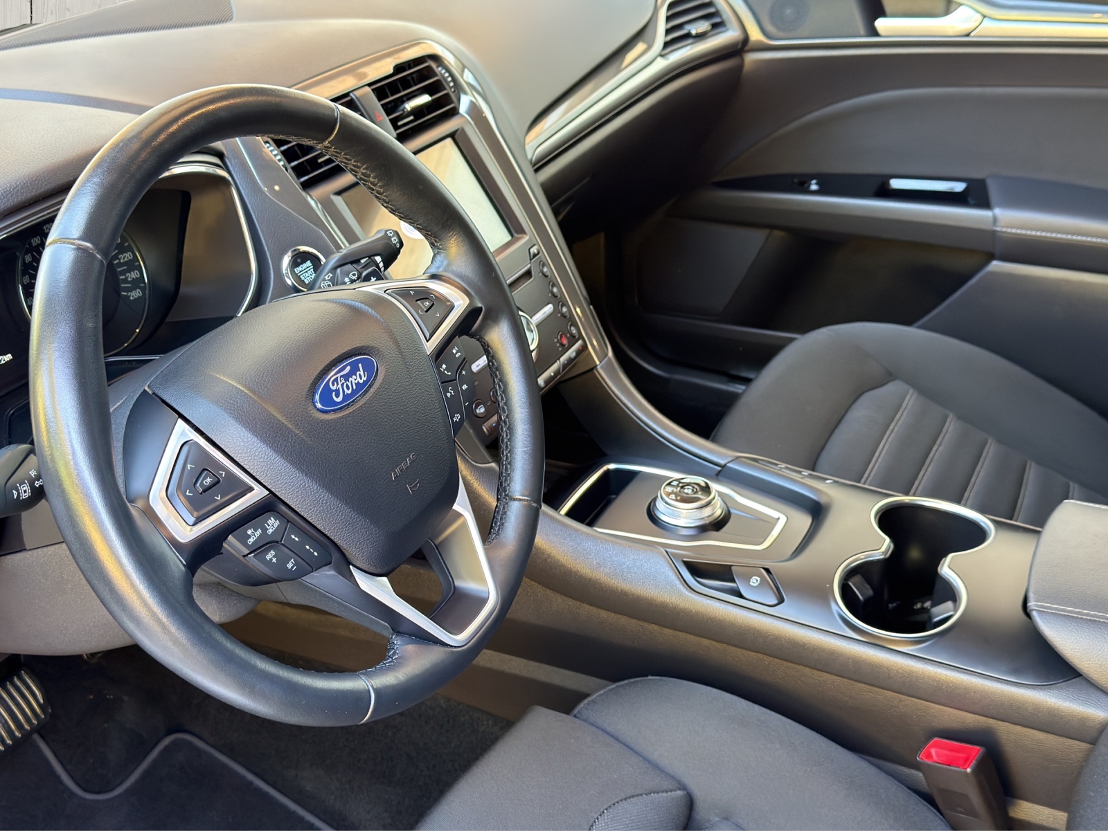 FORD Mondeo 2.0 TDCi Trend Automatik-image-10