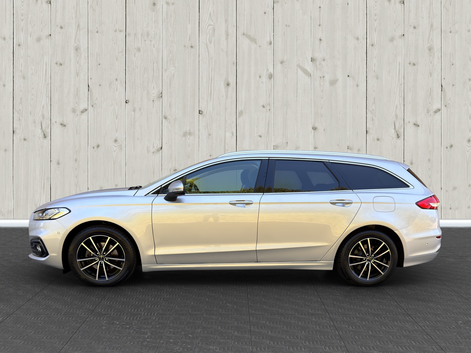 FORD Mondeo 2.0 TDCi Trend Automatik-image-3