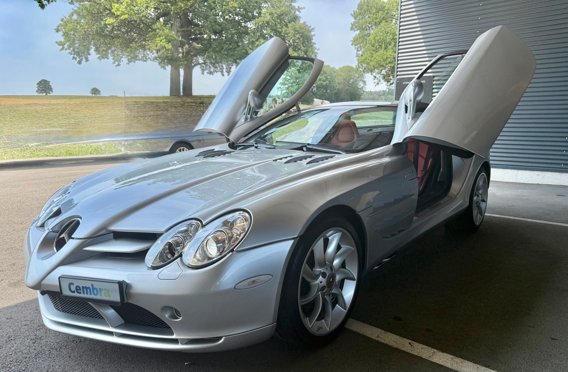 MERCEDES-BENZ SLR-image-15