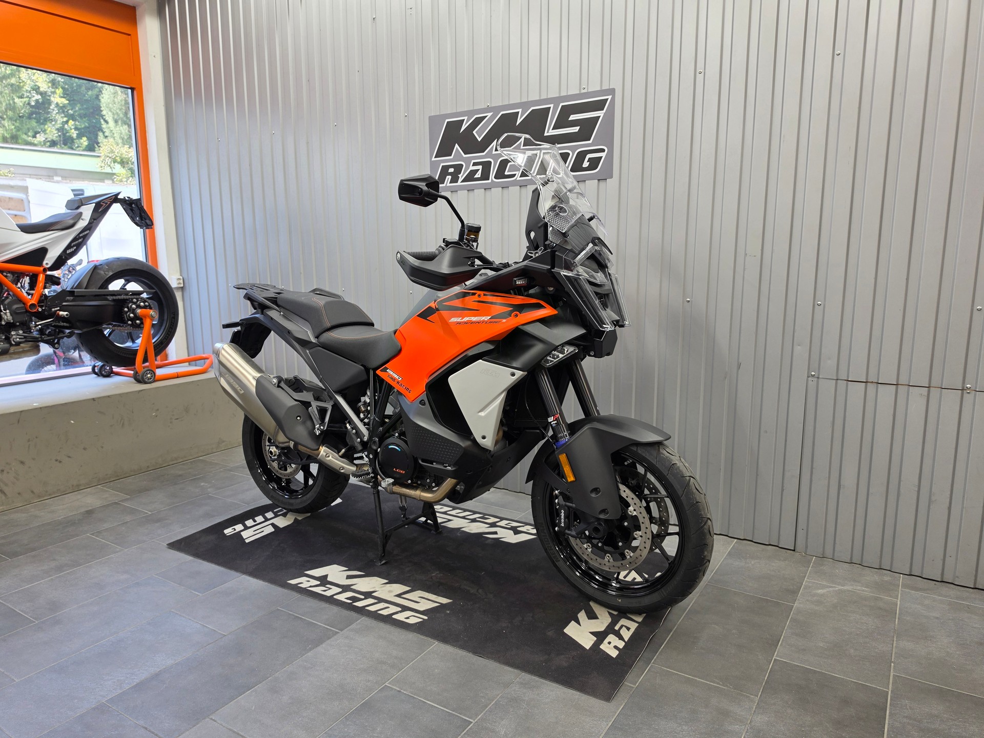 KTM 1390 Super Adventure S EVO-image-5