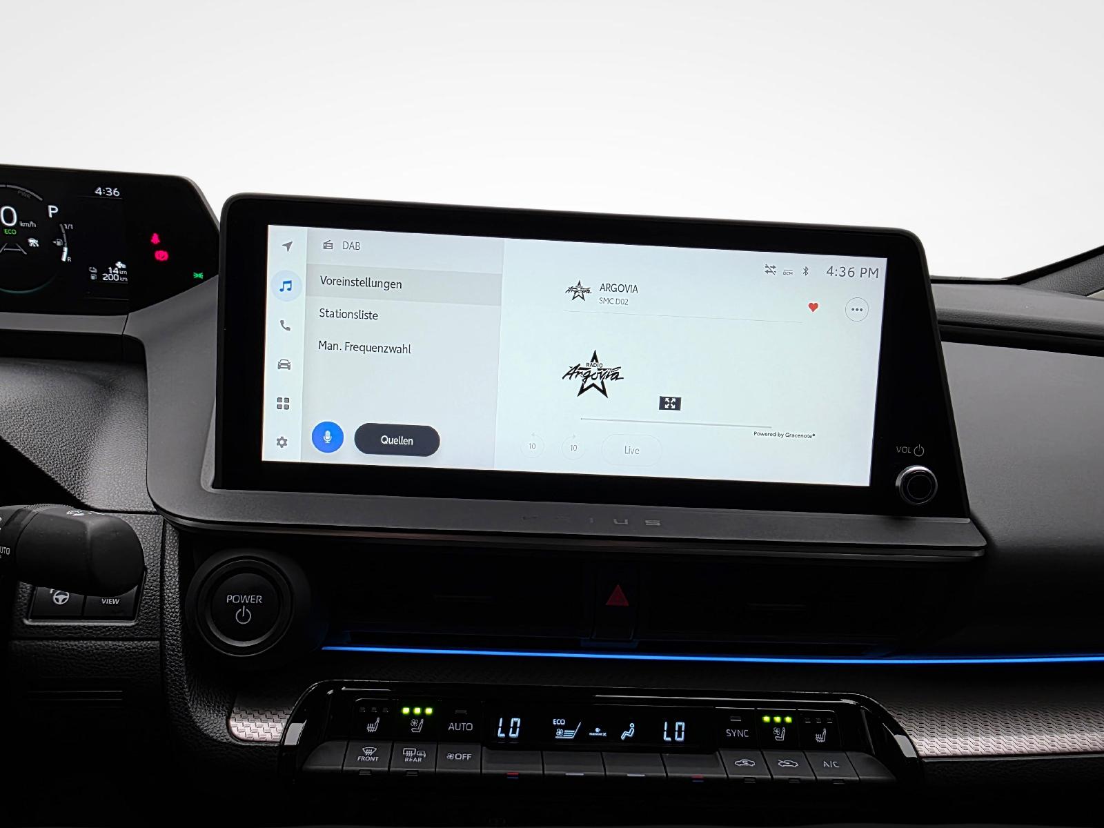 TOYOTA Prius 2.0 Plug-In-Hybrid Premium-image-13