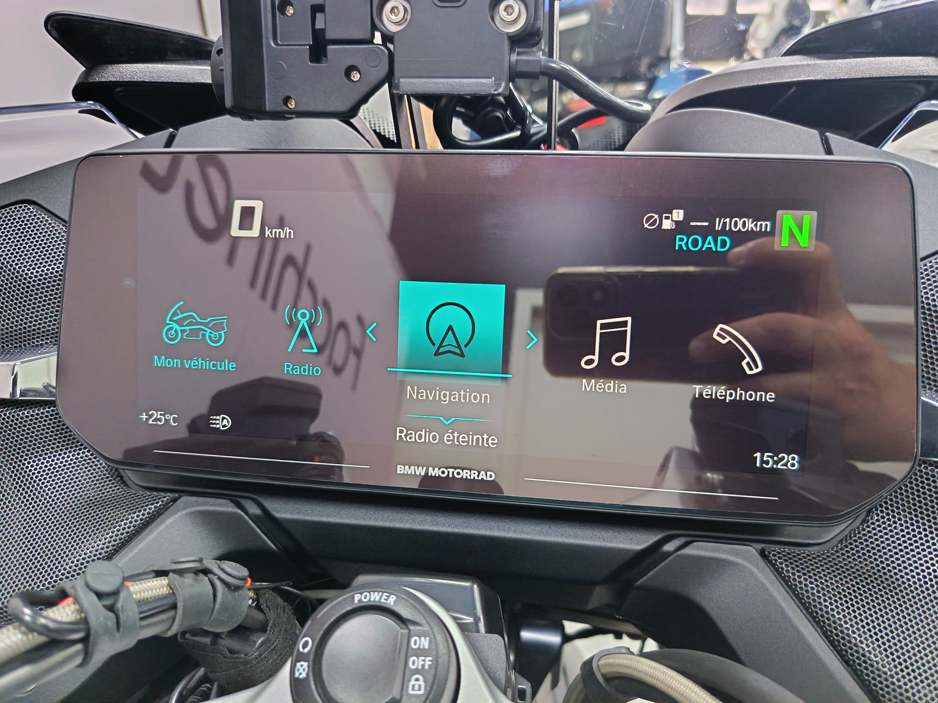 BMW R 1250 RT Triple Black-image-9