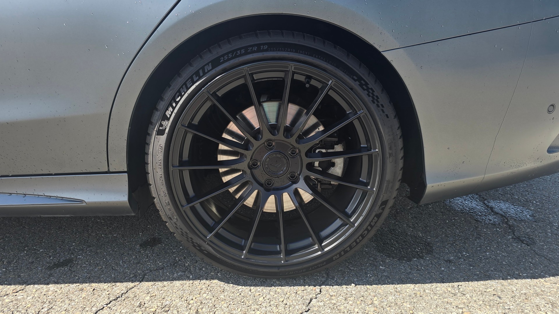 MERCEDES-BENZ C 43 AMG 4matic-image-4
